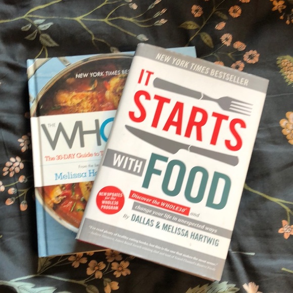 Whole 30 Book and Cookbook Set - Picture 1 of 11
